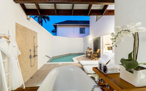 Calabash Luxury Boutique Hotel & Spa-Pool Suite Private Pool Deck - Bath tub view_3828